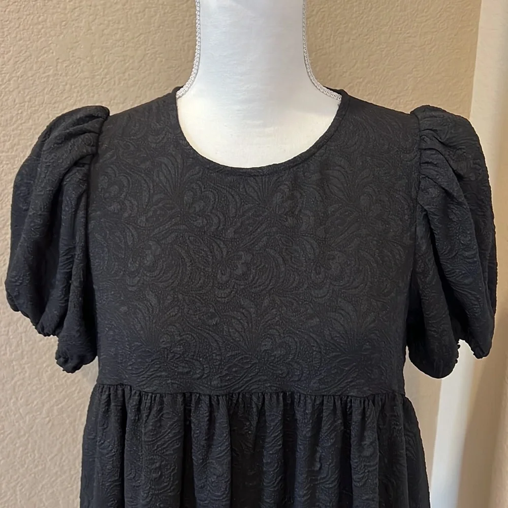 NWT Who What Wear Puff Sleeve Babydoll Dress in Black Jacquard - Picture 7 of 16